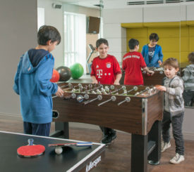 HH-Kids-Playing